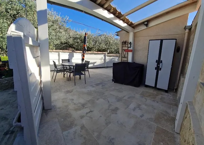 Maison Des Clos Nyons