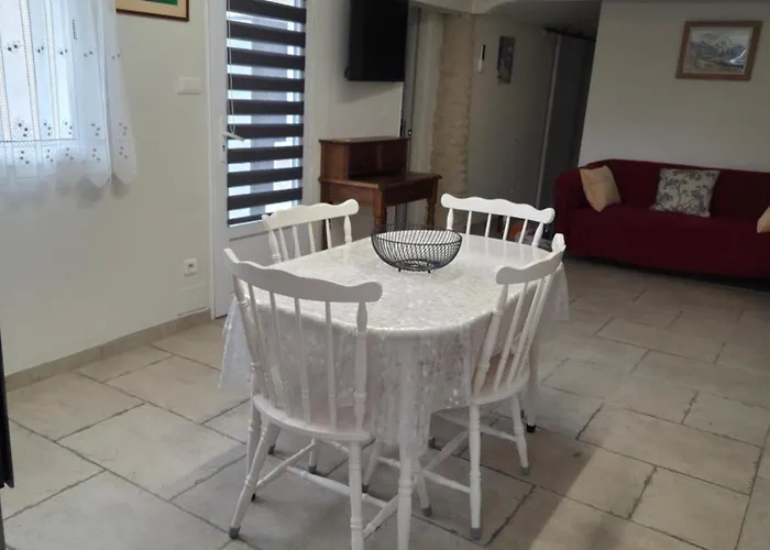 Maison Des Clos Nyons